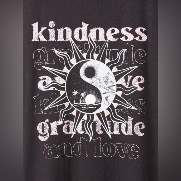 Torrid Everyday Tee - Signature Jersey Kindness Black sun moon graphic size 2XL - Picture 4 of 12